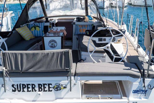 Dufour 41 - 3 cab. Super Bee